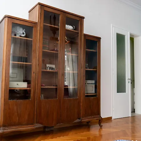 Aggire Retro Apartman